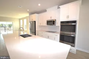 43795 Middleway Ter, Ashburn, VA 20147 - Photo 18