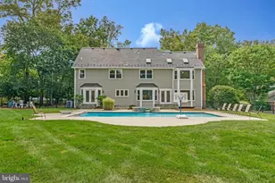 116 Lake Dr, Sterling, VA 20164 - Photo 52