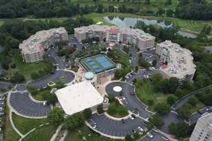 19365 Cypress Ridge Terrace, Leesburg, VA 20176 - Photo 2