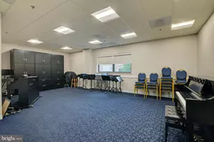 19365 Cypress Ridge Terrace, Leesburg, VA 20176 - Photo 54