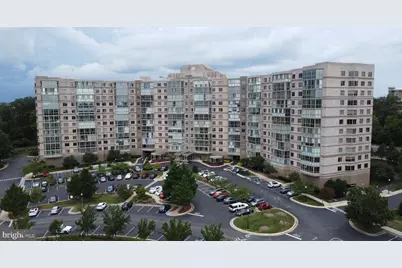 19365 Cypress Ridge Terrace #1102, Leesburg, VA 20176 - Photo 4