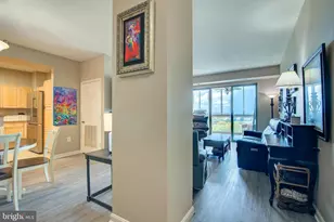 19365 Cypress Ridge Terrace, Leesburg, VA 20176 - Photo 18