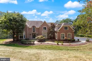 40321 Beacon Hill Dr, Leesburg, VA 20176 - Photo 2