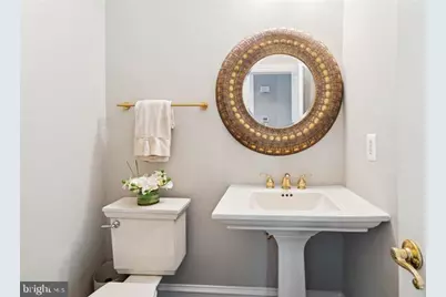 20366 Fallsway Ter, Sterling, VA 20165 - Photo 22