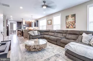 25184 Crested Wheat Dr, Aldie, VA 20105 - Photo 12