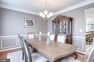 25184 Crested Wheat Dr, Aldie, VA 20105 - Photo 4