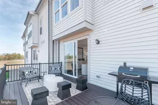 42972 Truman Ter, Ashburn, VA 20148 - Photo 14