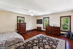 45 E Broad Way E, Lovettsville, VA 20180 - Photo 26