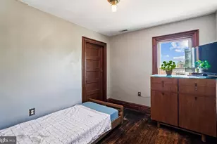 45 E Broad Way E, Lovettsville, VA 20180 - Photo 38