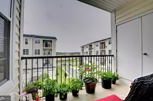 23479 Buckland Farm Terrace, Ashburn, VA 20148 - Photo 2