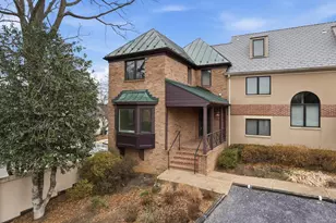 218 E Marshall St, Middleburg, VA 20117 - Photo 1