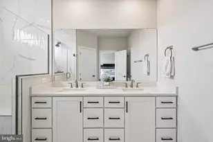 22381 Roanoke Rise Terrace, Ashburn, VA 20148 - Photo 34