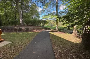 308 Sinegar Pl, Potomac Falls, VA 20165 - Photo 8