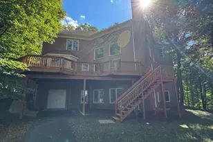 308 Sinegar Pl, Potomac Falls, VA 20165 - Photo 2