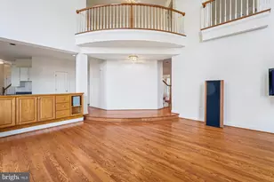 308 Sinegar Pl, Potomac Falls, VA 20165 - Photo 40