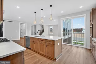 41800 Preston Fls Wy, Ashburn, VA 20148 - Photo 6