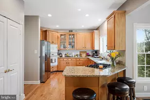 20627 Cutwater Pl, Sterling, VA 20165 - Photo 12