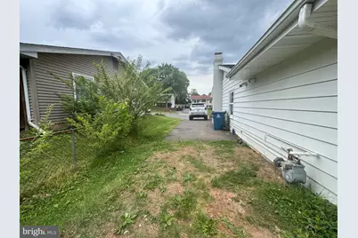 1314 E Holly Avenue, Sterling, VA 20164 - Photo 24