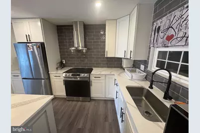 1314 E Holly Avenue, Sterling, VA 20164 - Photo 6