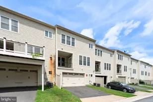 42524 Rowderbury Square, Chantilly, VA 20152 - Photo 68