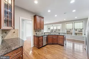 42524 Rowderbury Square, Chantilly, VA 20152 - Photo 36