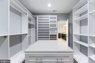 42524 Rowderbury Square, Chantilly, VA 20152 - Photo 10