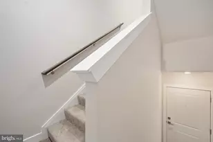 20183 Northpark Dr, Ashburn, VA 20147 - Photo 4