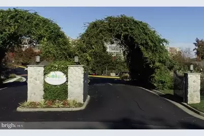 19385 Cypress Ridge Terrace #920, Leesburg, VA 20176 - Photo 24