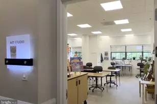 19385 Cypress Ridge Terrace, Leesburg, VA 20176 - Photo 30