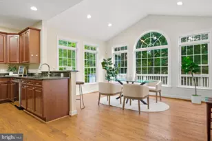 14388 Waterford Woods Ct, Leesburg, VA 20176 - Photo 26