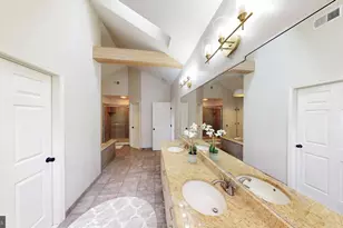 126 Lake Dr, Sterling, VA 20164 - Photo 44