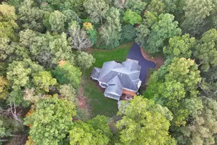 126 Lake Dr, Sterling, VA 20164 - Photo 102