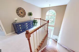 126 Lake Dr, Sterling, VA 20164 - Photo 36