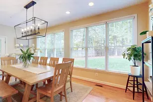 126 Lake Dr, Sterling, VA 20164 - Photo 24