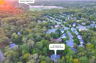 126 Lake Dr, Sterling, VA 20164 - Photo 2