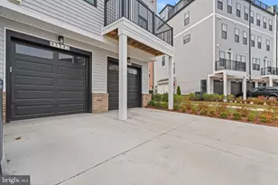 43382 Farringdon Sq, Broadlands, VA 20148 - Photo 32