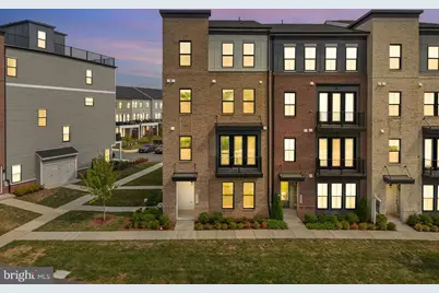 43382 Farringdon Square, Broadlands, VA 20148 - Photo 1