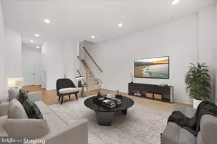 43382 Farringdon Sq, Broadlands, VA 20148 - Photo 2