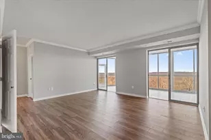 19355 Cypress Ridge Terrace, Leesburg, VA 20176 - Photo 8