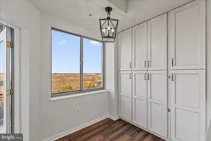 19355 Cypress Ridge Terrace, Leesburg, VA 20176 - Photo 22