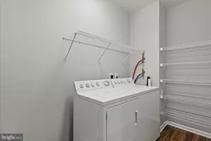 19355 Cypress Ridge Terrace, Leesburg, VA 20176 - Photo 32