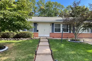 1006 S Greenthorn Ave, Sterling, VA 20164 - Photo 1