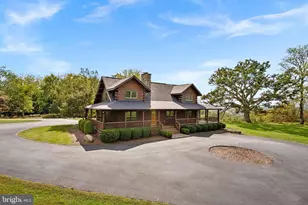 18837 Trinity Church Rd, Purcellville, VA 20132 - Photo 2