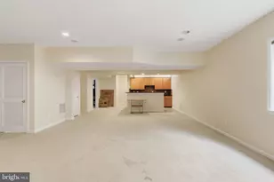 25202 Justice Dr, Chantilly, VA 20152 - Photo 36