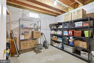 25202 Justice Dr, Chantilly, VA 20152 - Photo 34