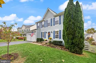 35855 Bentridge Ct, Round Hill, VA 20141 - Photo 4