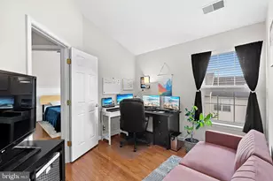 20510 Willoughby Square, Sterling, VA 20165 - Photo 26