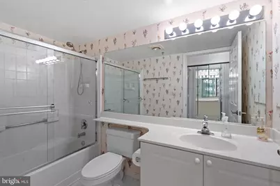 19385 Cypress Ridge Terrace #914, Leesburg, VA 20176 - Photo 16