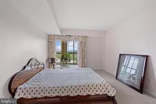 19385 Cypress Ridge Terrace, Leesburg, VA 20176 - Photo 18