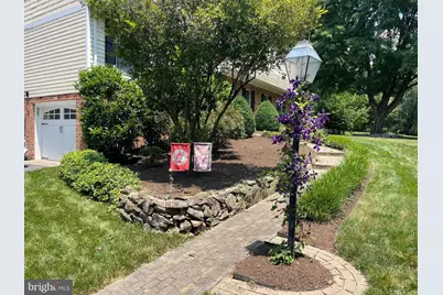 531 S Nursery Avenue, Purcellville, VA 20132 - Photo 1